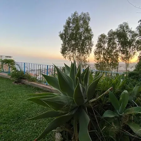 Sea & Wave Buena Vista Pool Apartment Torre de Benagalbon